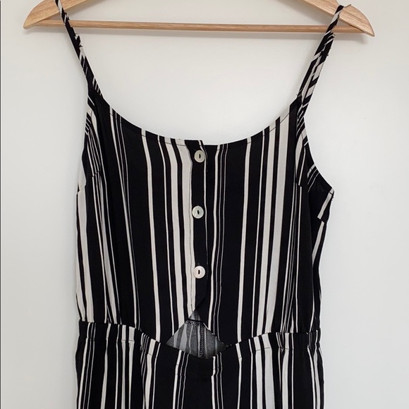 Guess Striped Jumpsuit - Picture 3 of 9